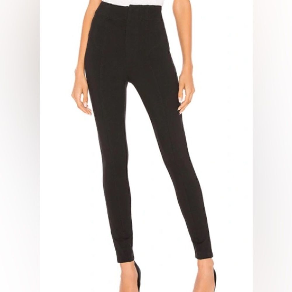 Free People Pull On High-Waisted
Black Ponte Pant 4 Soft Excellent Condition